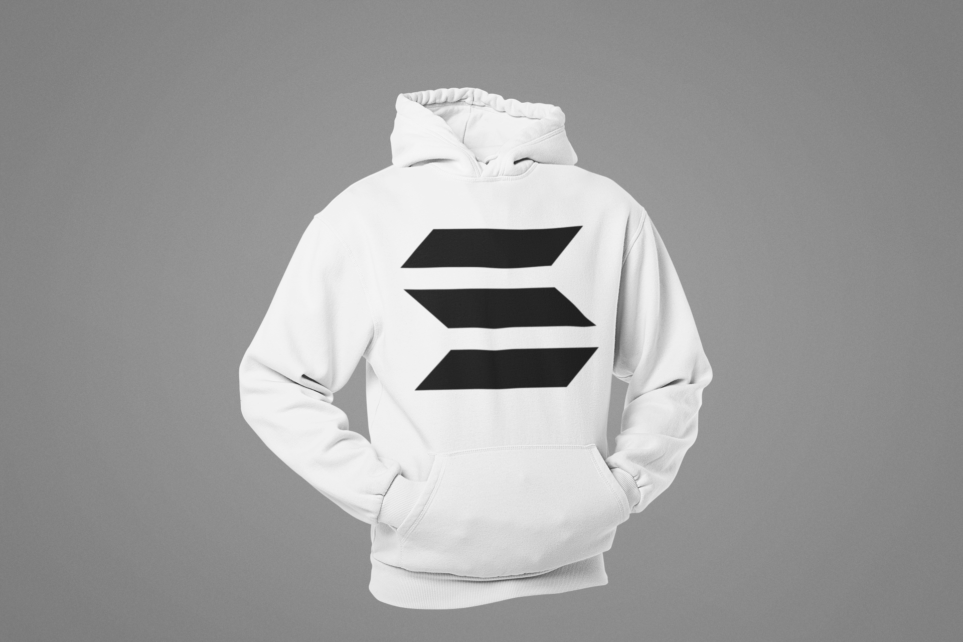 Solana Hoodie – Alta velocidad. Alta visión.